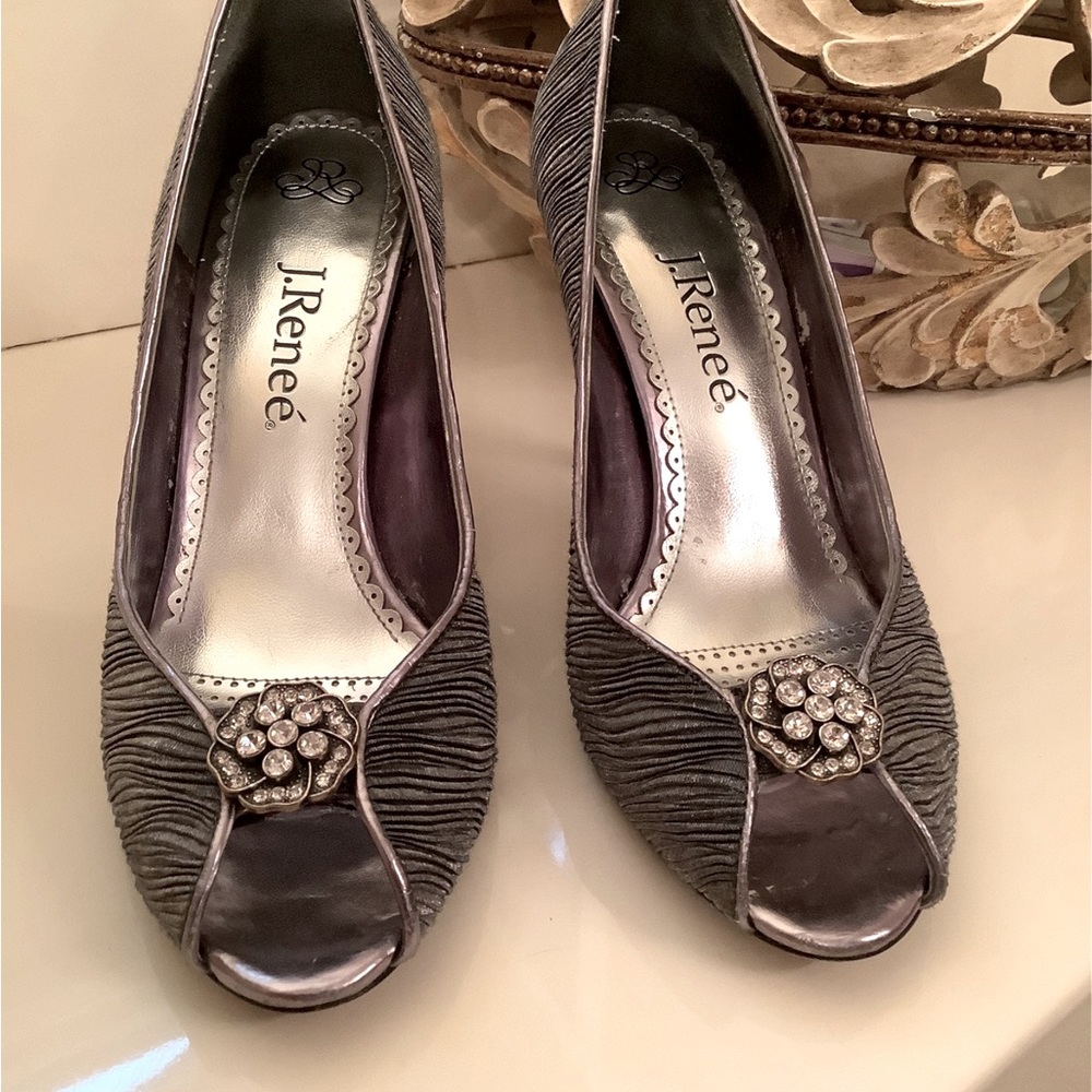 J Renee Heels